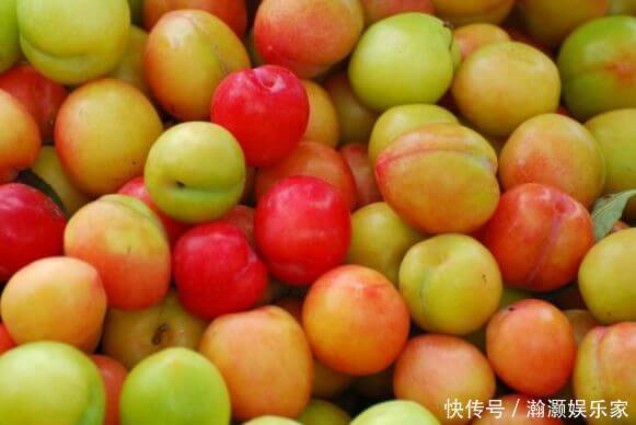 夏天养生要会吃，推荐3种水果，排毒护肝，美容抗衰，滋养容颜