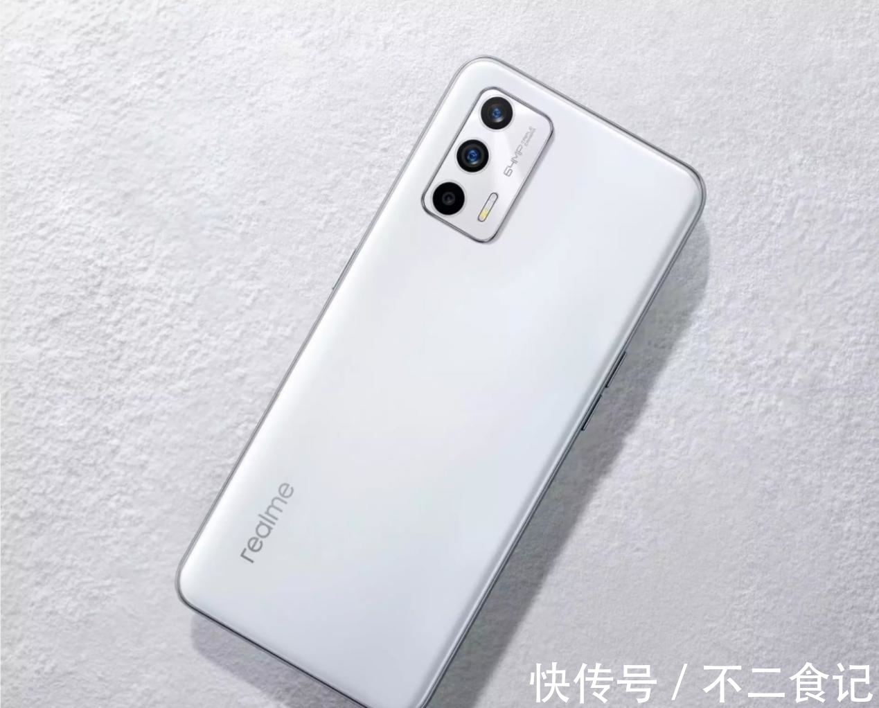 采样率|这三款两千元以内的手机，有没有适合你的？