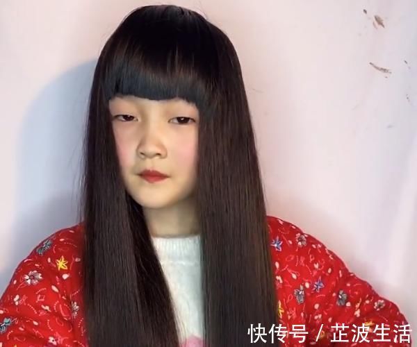 气质|小学生换了款公主切发型后,气质居然意外变成熟了,网友:长大了不得了