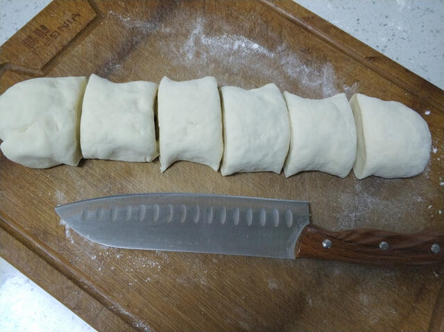 两勺芝麻酱、一碗面粉,教你在家做麻酱烧饼,学会不用再去买了