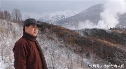 唯有|莫言参观哈佛时写了一首诗,众人捧腹大笑,唯有李嘉诚一人在鼓掌