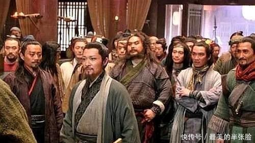 梁山一百零八好汉,此人为七十二地煞星之首,神机妙算不输吴学究!