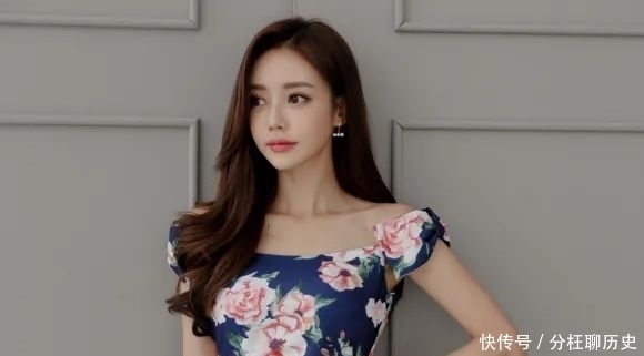 香茗|美图欣赏：孙允珠，蓝萱梧桐雨帘绣花香茗古典裙