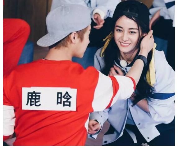 爆料|《跑男10》爆料，2位MC相继离开，疑似鹿晗迪丽热巴补位