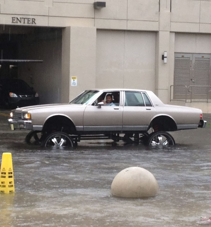 游泳池$盘点那些反人类的奇葩设计,每一个都是人类智慧的结晶