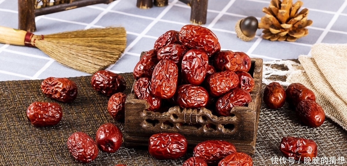 买红枣时不是越亮越好,3个挑选小技巧,买到的枣子香甜无硫磺
