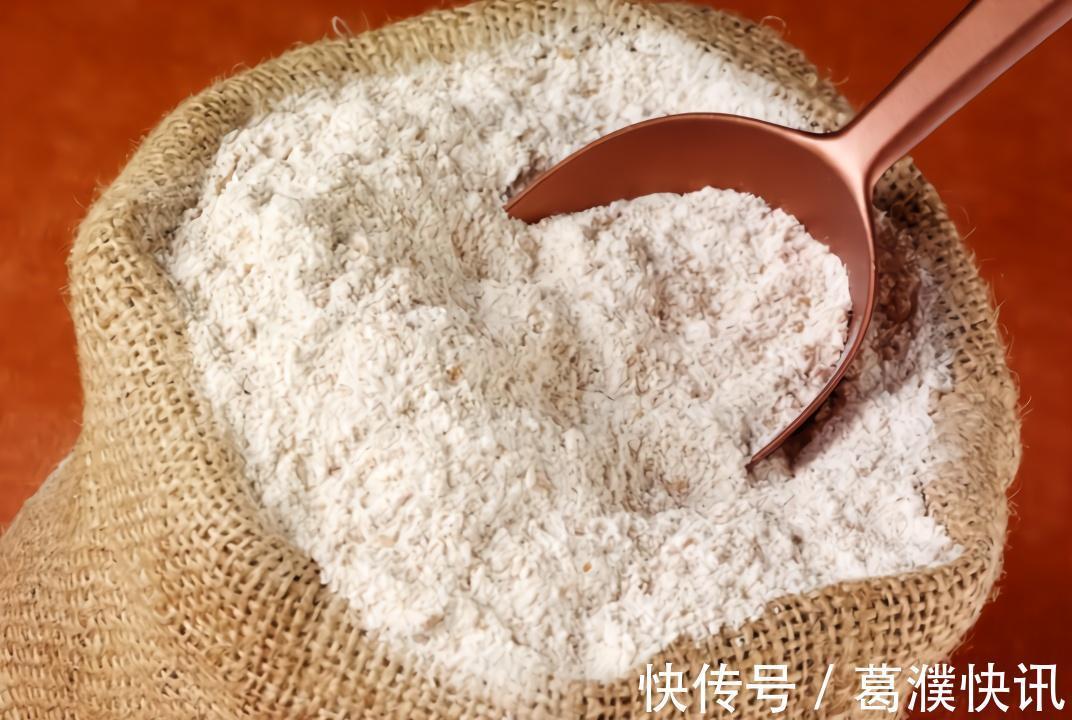 办法|面粉怕热，夏天总是长虫子，2个办法轻松解决，能保存一年还新鲜