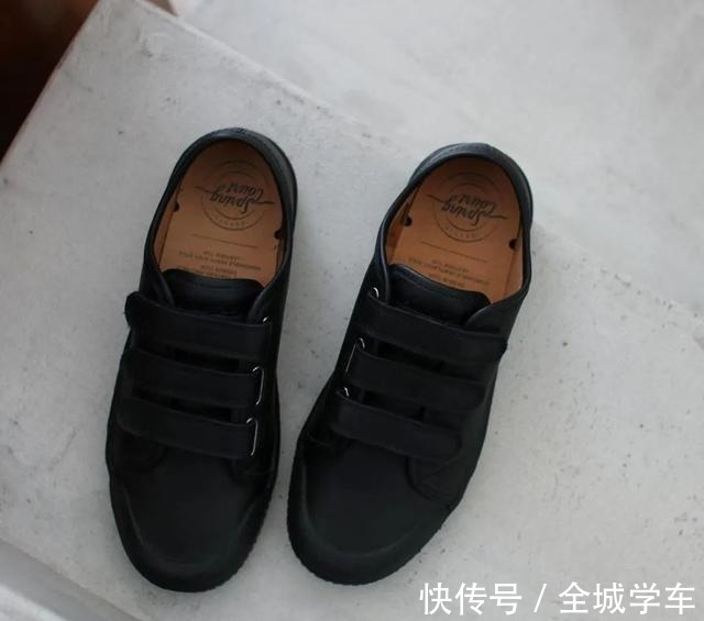spring 安上鞋带的 Slip-On,是画蛇添足还是锦上添花!