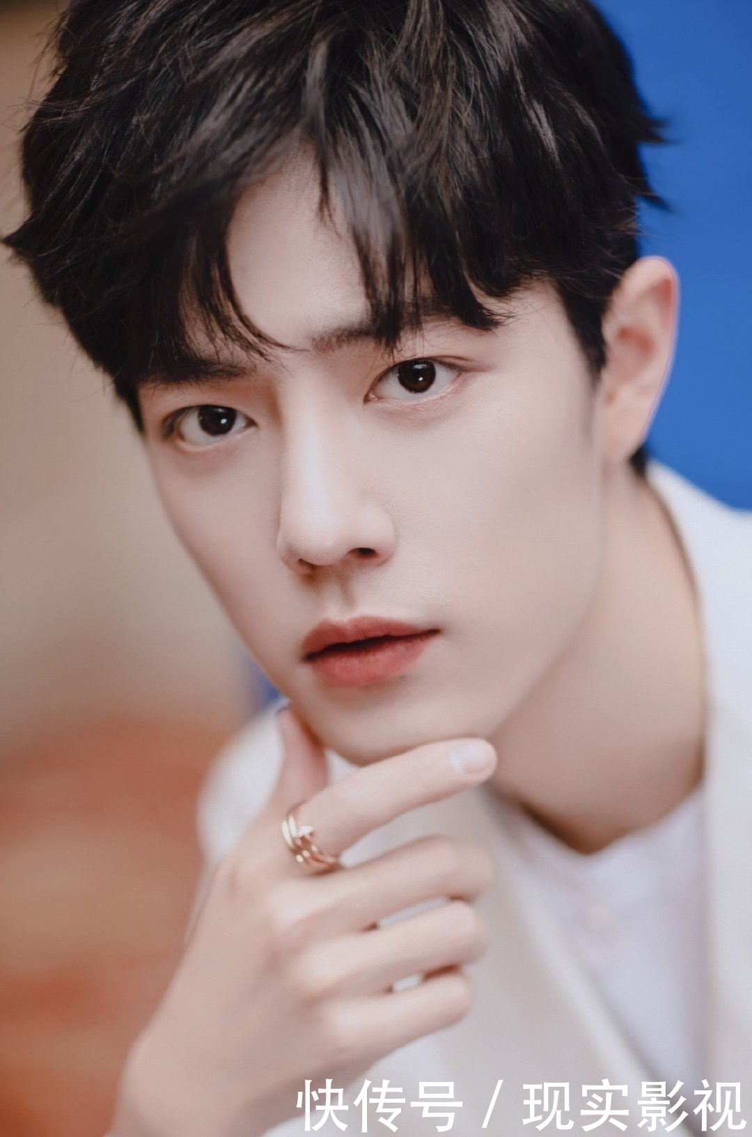 帅气|肖战将空降双十一晚会,节目温暖人心,阳光帅气充满正能量