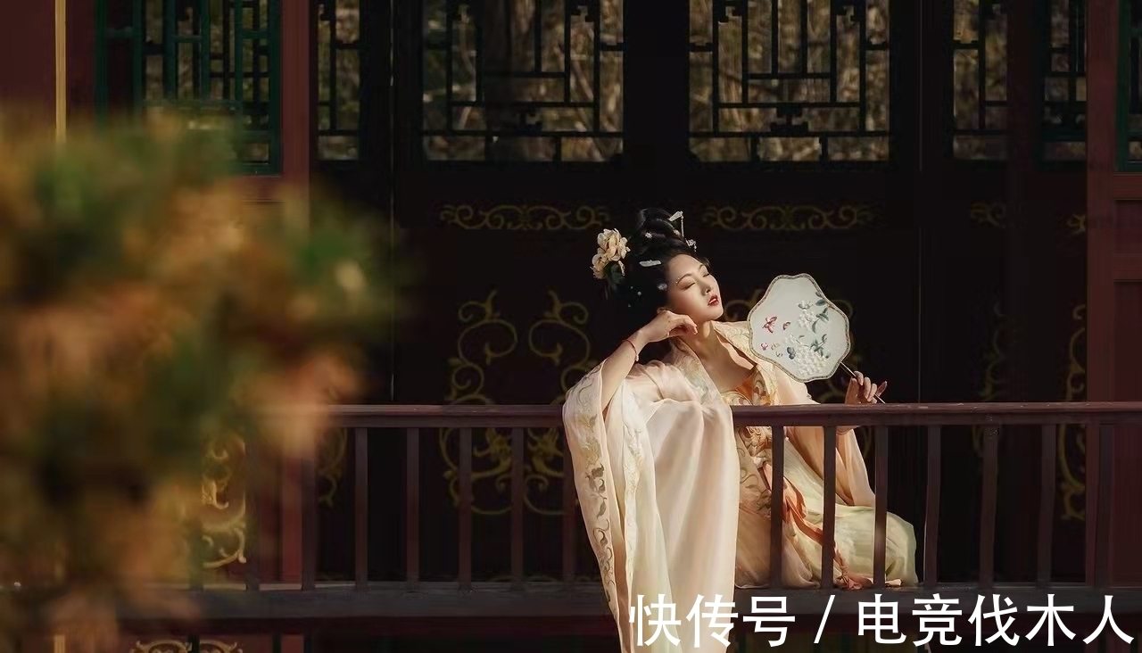 枫丹!七言绝句与格律:共建家园风色好,同修铁壁剑光寒