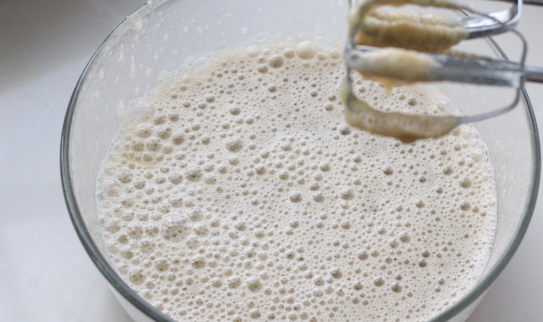 不加黄油无需打发也能做蛋糕,健康美味营养丰富,烘焙小白必学款