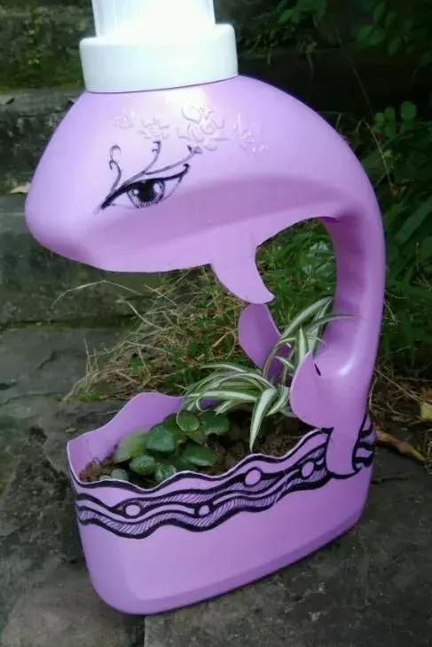 洗衣液桶如何制成养花神器这样几步操作,让它们分分钟大变样