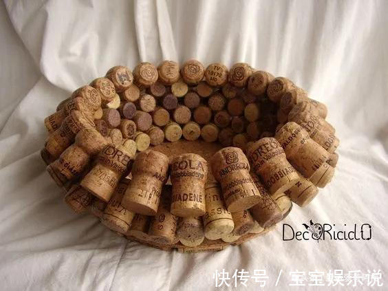 软木塞|一个木塞百种姿态,酒瓶塞攒起来搞创意,一个不嫌少,再多不算多