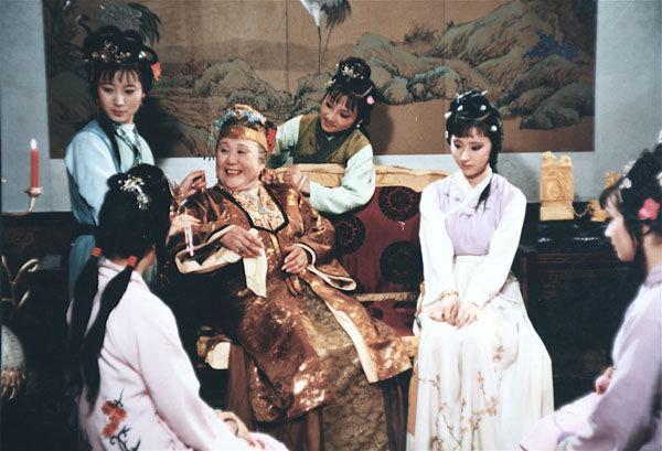 贾宝玉#《红楼梦》里贾母对林黛玉真的疼爱吗