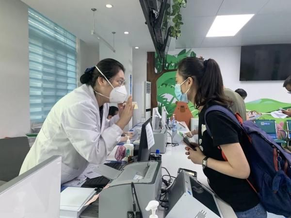 hpv疫苗|“再摇不中就超龄了”!数万小姐姐上演“我为九价狂”