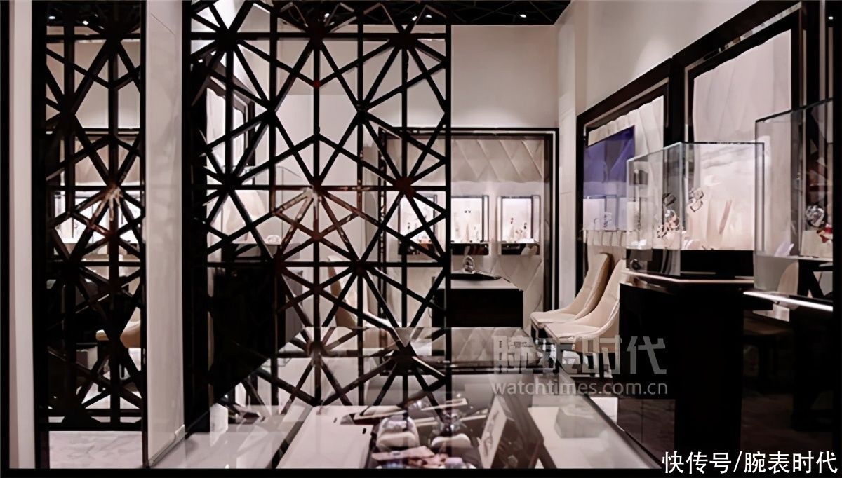 天马行空的艺术 Jacob & Co.杰克宝Astronomia天体系列艺术腕表