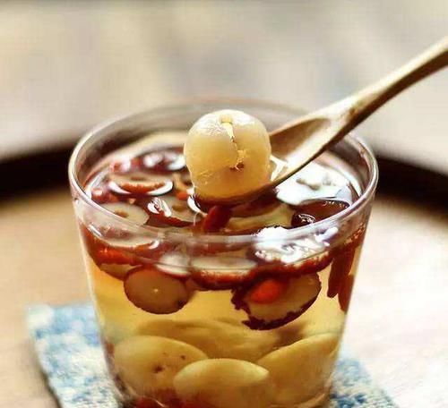 酸枣仁油|安眠药的天然“替代品”找到了,喝水时放点,改善睡眠,告别失眠