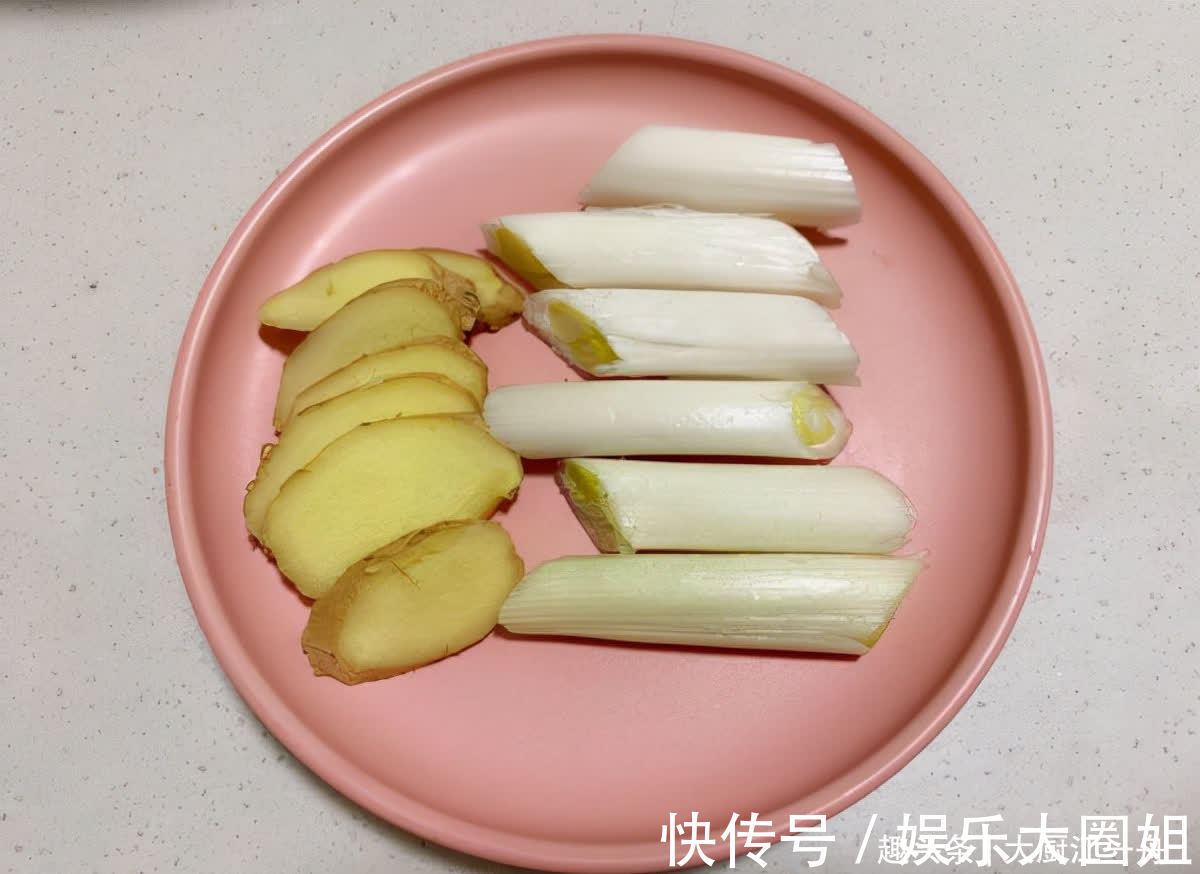 蟹肉|蒸螃蟹时,切记不要直接上锅蒸,多加1步,蟹肉鲜嫩入味不流黄