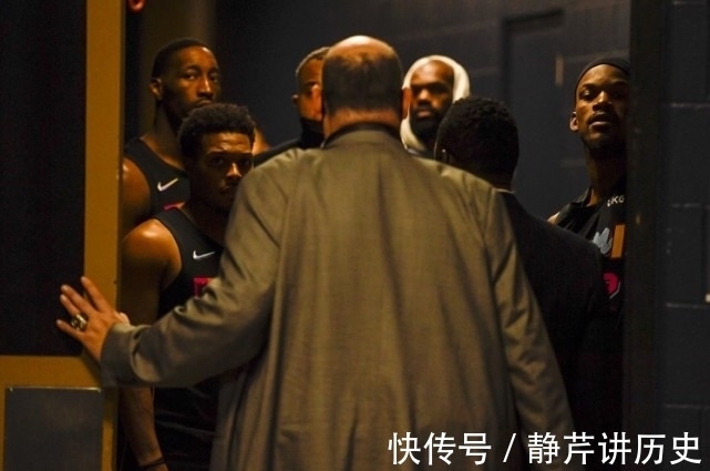 莫里斯|冲突后续!巴特勒带队友堵门,约基奇哥哥做出回应,小莫怕了?