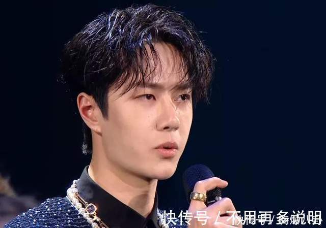 熹微|肖战王一博世纪同框！两人虽同台亮相，却无丝毫互动