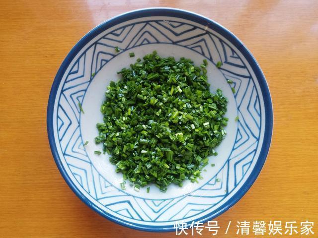 馅饼学会此做法,皮薄不露馅,香脆又可口,做法不难,快来试试