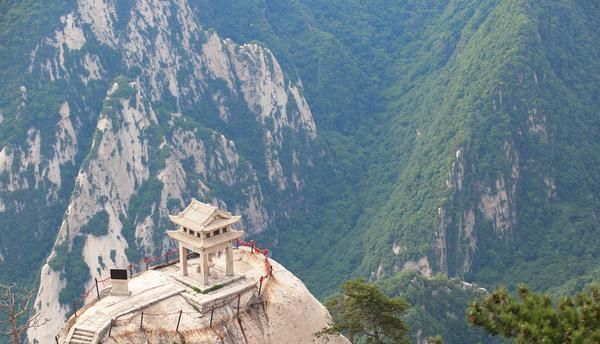  小鬼|一句俗语“两腮无肉，小鬼难斗”，有道理吗？