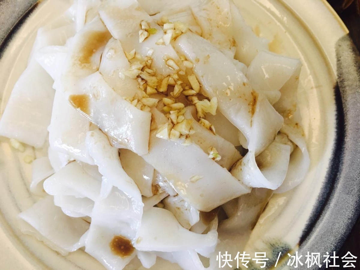 美味|自制美味凉皮,香辣开胃,太好吃了,再也不用出去吃了