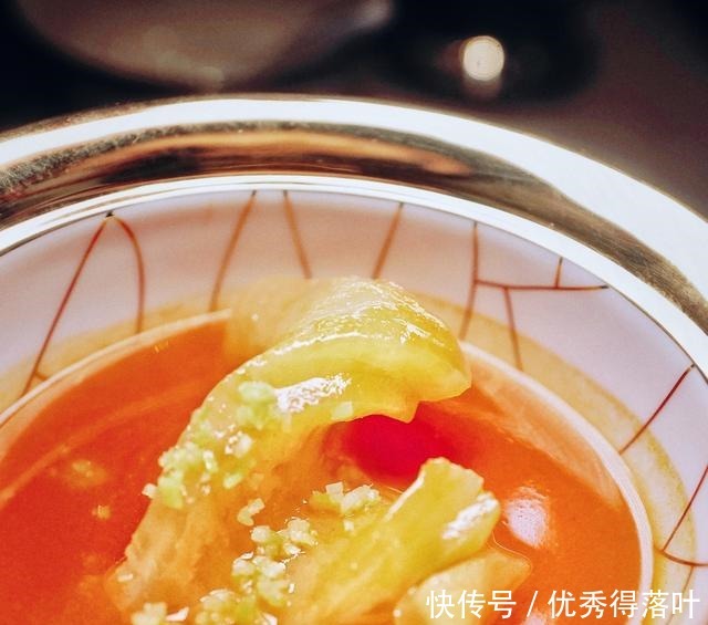 潮州的春季食材让这家新派潮州菜馆在上海越发盎然……!