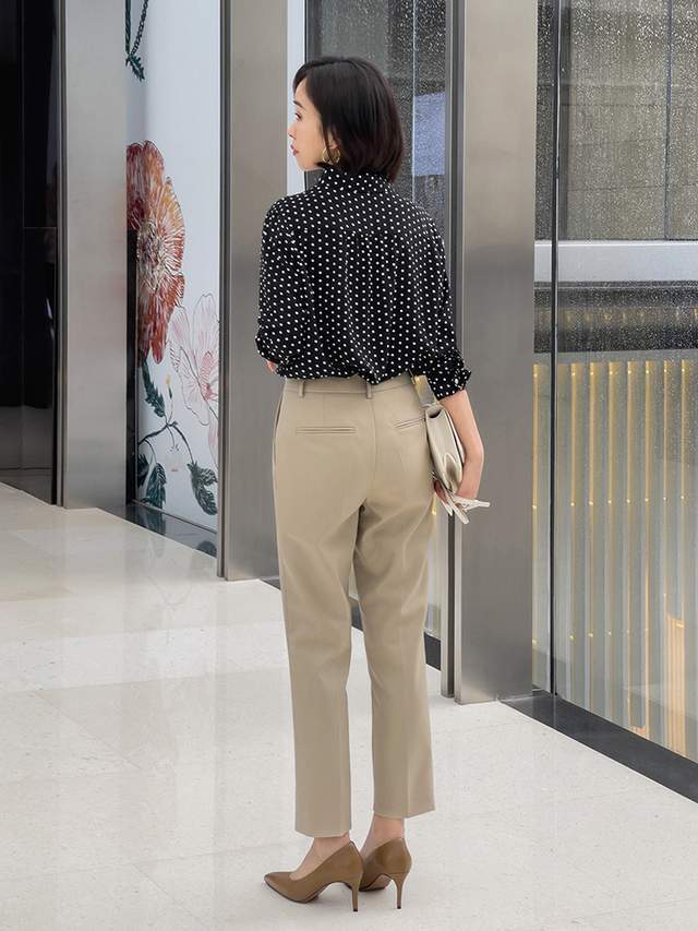 搭配|“上班”穿什么衬衫好看?波点衬衫、蓝色衬衫搭配指南,高级洋气