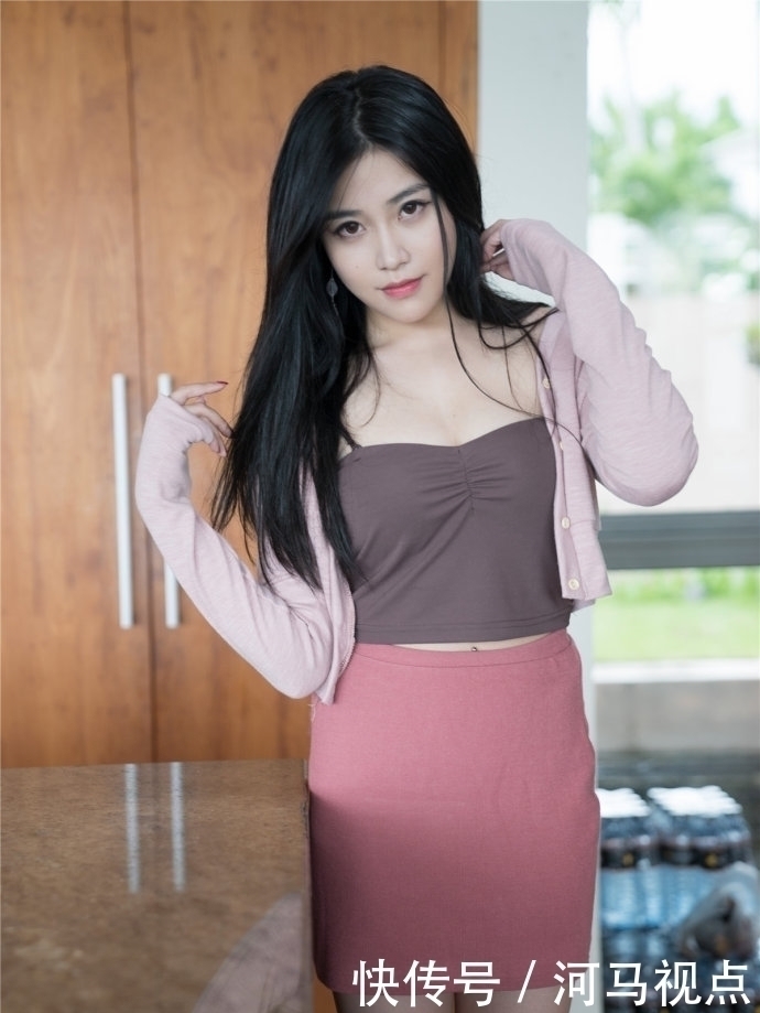 搭配|街拍:时尚与颜值的小姐姐,穿衣走心这么搭配也好看!