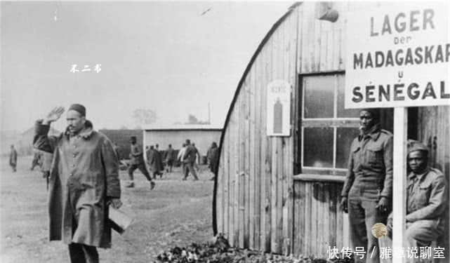 战役期间|二战老照片:法国战役中强势的德军,法军战俘看着结局一脸悲伤