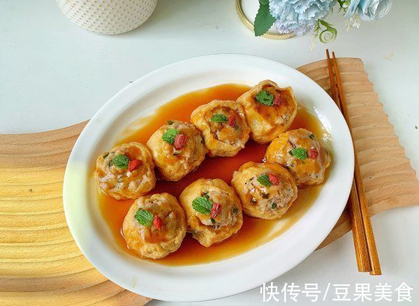 爆汁油豆腐塞肉，不油不腻，超好吃