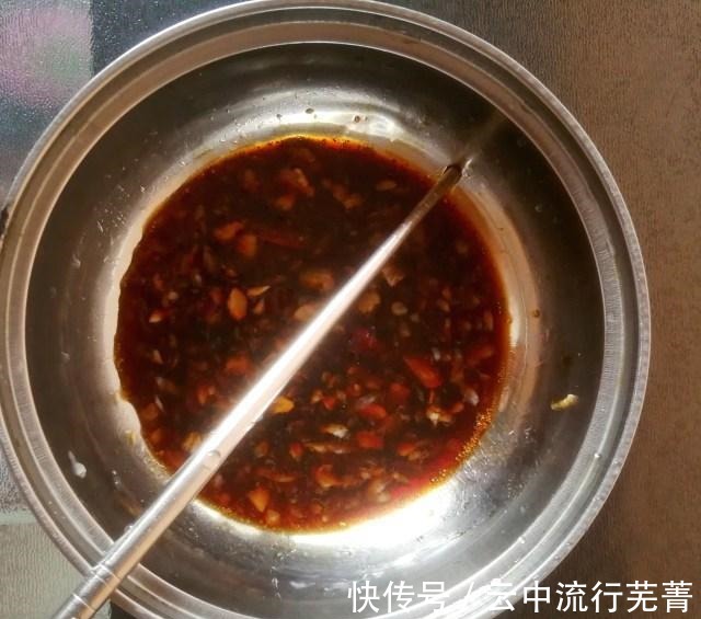 餐桌|蒜泥茄子，炎炎夏日，餐桌上清凉消暑美味！