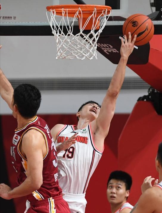 球迷|基本确定！宏远18岁天才成宏远离队第一人，球迷却为何奔走庆贺
