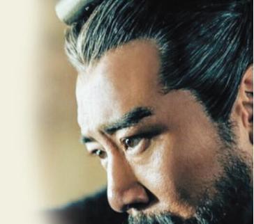 皇帝|历史上最成功的“太监”，不仅娶了媳妇生了儿子，还当上了皇帝！