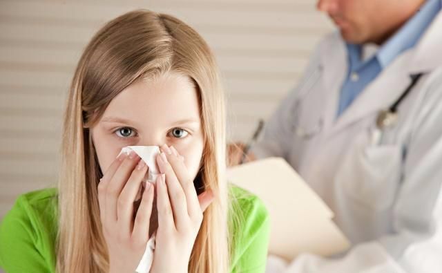 感冒|孩子感冒八成原因不是捂得不严实 换季就生病真相在这里