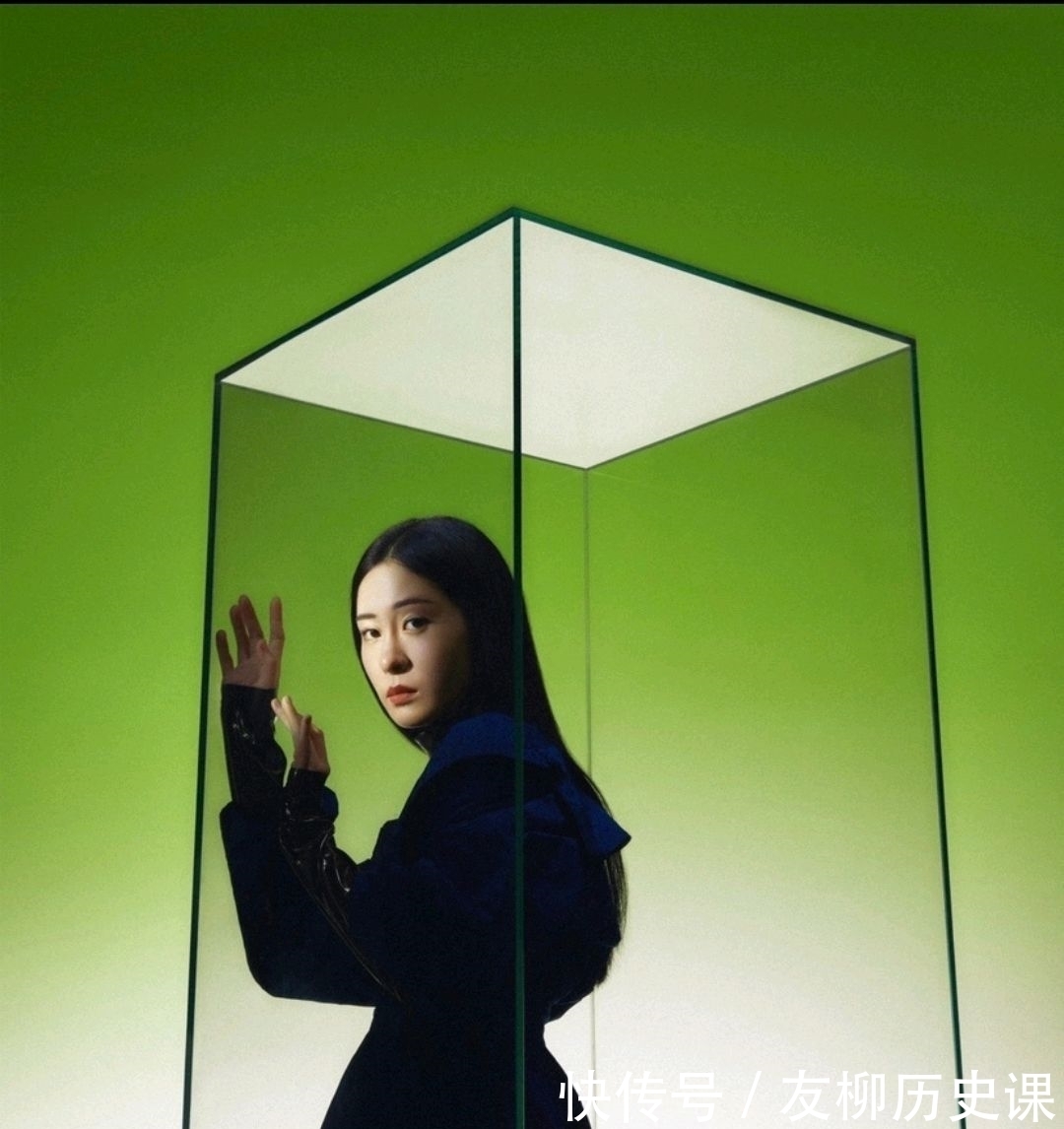 周深大火,张碧晨未婚生子:一个64强一个冠军,两人发展却相反