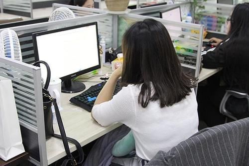 经期|来月经时,体内掉出来的像“肉”一样的血块,是什么?严重吗?