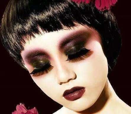 口红|为什么你的妆容总是显得“廉价”？避开这七点，才能自然又高级