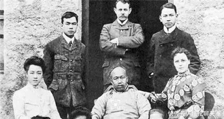 背道而驰|康有为、梁启超大力提倡一夫一妻制，为何他们自己却背道而驰？