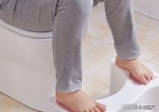 喝水|怀孕时,孕妈的4个感觉,可能是身体缺水的表现