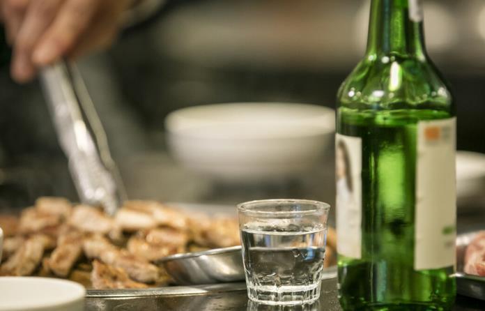 肝''变硬''后,腹部会有4种表现,3种损害肝脏