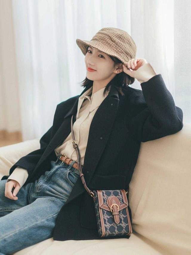 卫衣 卫衣下装别配裙子,太土气了,今年流行这6种搭配,时髦又洋气