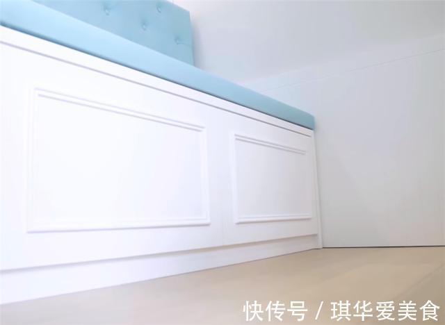 玄关|香港90后姑娘挤在8㎡小家,空间能省则省,蜗居生活虽逼仄却乐观