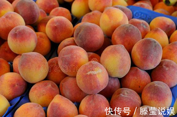 香甜可口|买桃子就得这样挑，照着做，一挑一个准，香甜可口，汁水足口感棒