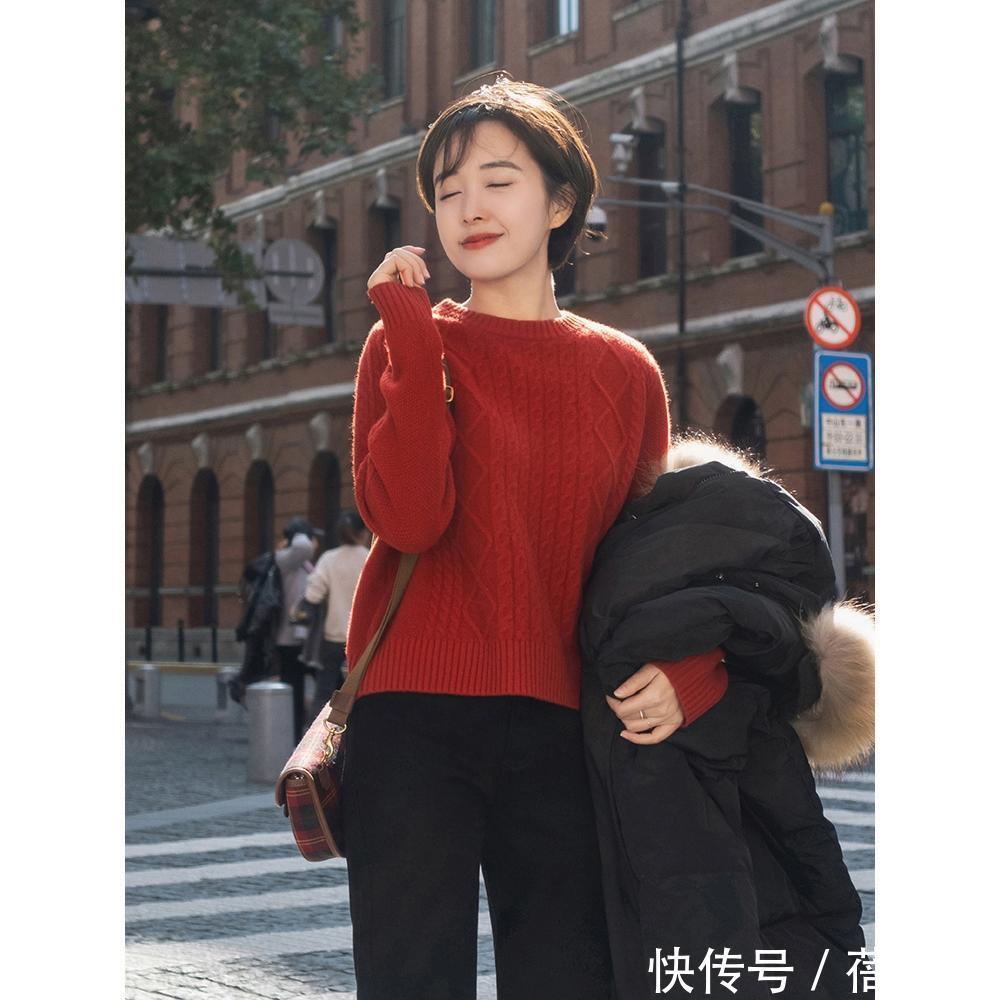 保暖 入秋后穿什么“时髦又保暖”?“针织衫”是首选,优雅又有品质感