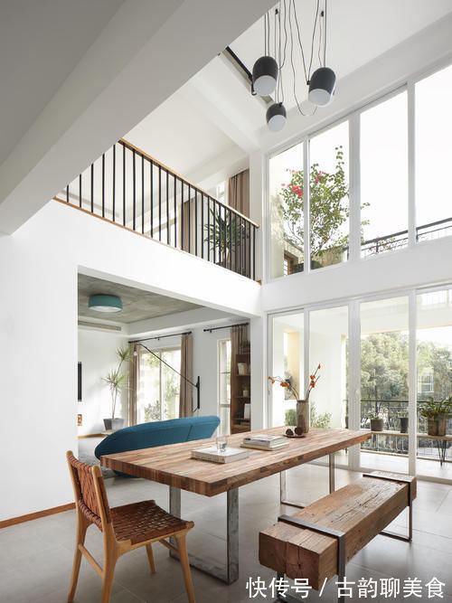 阳光大宅|周子鉴作品:350㎡阳光大宅,两层变三层,立体的家庭社交空间