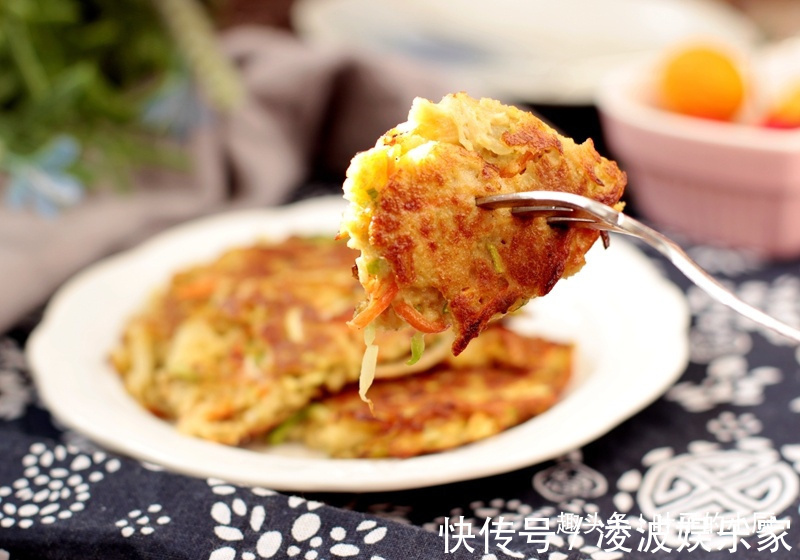 食谱|胡萝卜别总炒着吃，换个花样做给孩子吃，天然的“长高食谱”！
