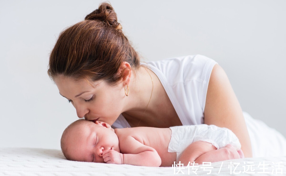 宝宝|新生儿睡姿采取什么方式好仰睡、侧睡、趴睡到底哪个才合适