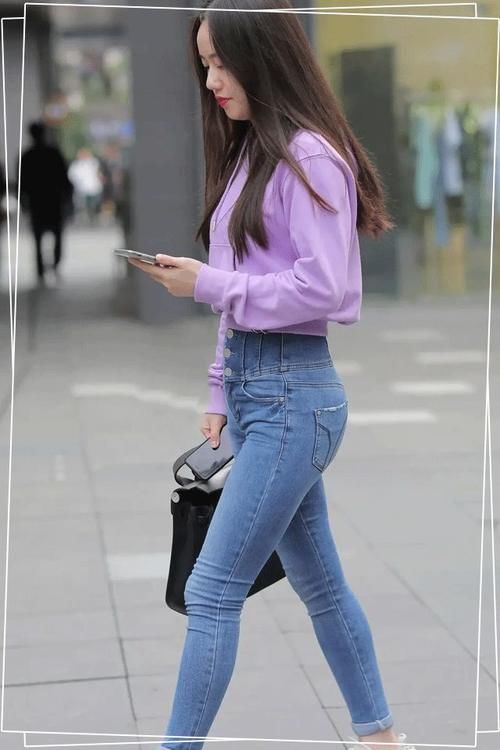 紧身牛仔裤|休闲百搭的牛仔裤，还十分的修身显瘦，让你用微胖身材诠释性感